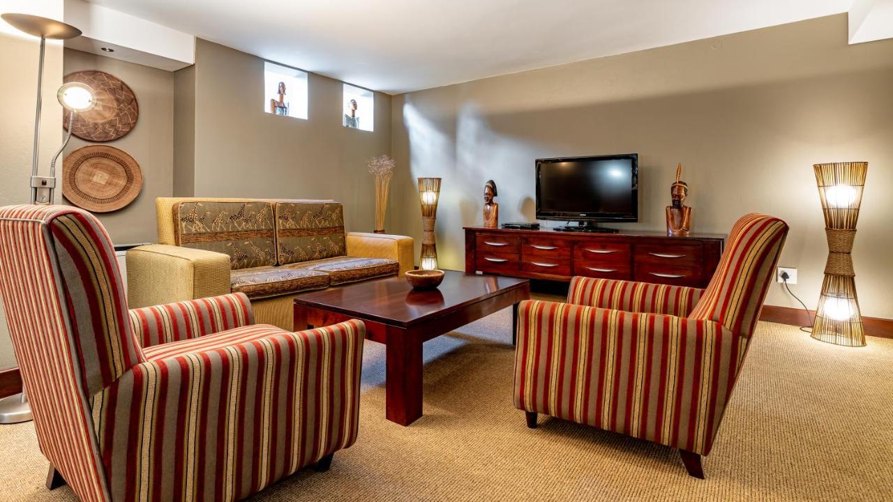African Sky Hotels - Pine Lake Inn White River Dış mekan fotoğraf